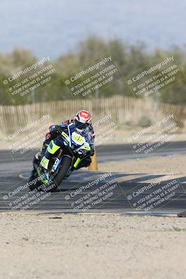 media/Jan-15-2026-Racers Edge (Thu) [[dfebeb70ab]]/2-A Group/Session 5 Turn 2/